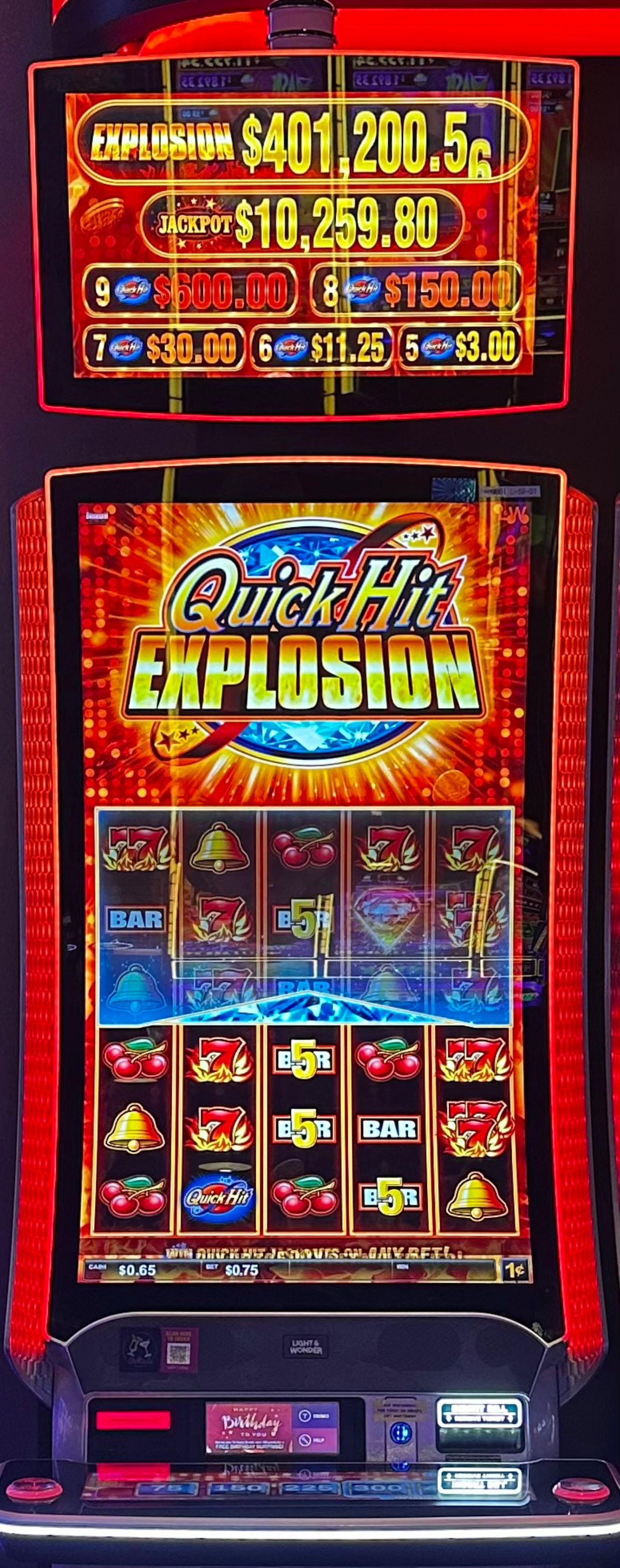Featured slot | Quick Hit Explosion Located between IHop and Red Sky